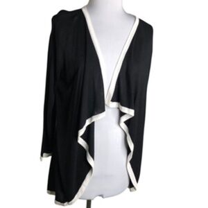NWT Drape Open Front Black with White Edge Trim Lightweight Cardigan Size XL
